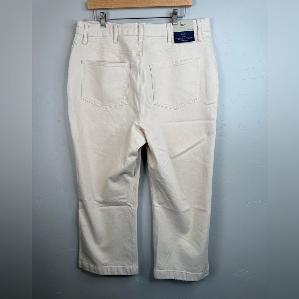 NWT Boden Cropped Flare High-Rise Jeans Cream Size 18 US - Picture 3 of 14